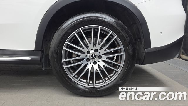 Mercedes-Benz GLC-Class GLC220 d 4MATIC