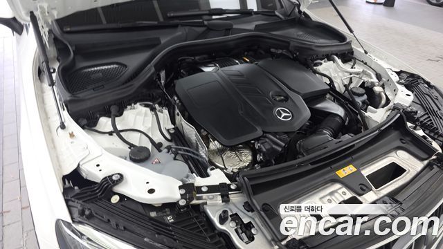 Mercedes-Benz GLC-Class GLC220 d 4MATIC