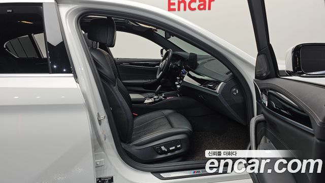 BMW 5-Series 530i xDrive M Sport Package
