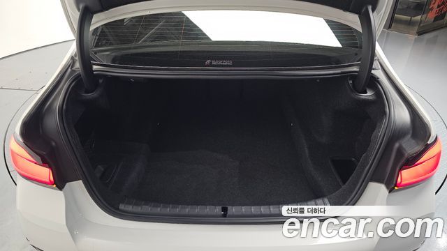 BMW 5-Series 530i xDrive M Sport Package