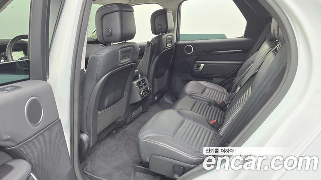 Land Rover Discovery D250 SE