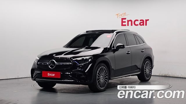 Mercedes-Benz GLC-Class GLC300 4MATIC AMG Line