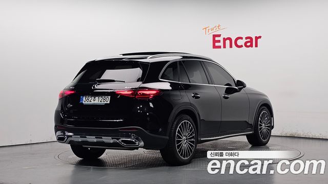 Mercedes-Benz GLC-Class GLC300 4MATIC AMG Line