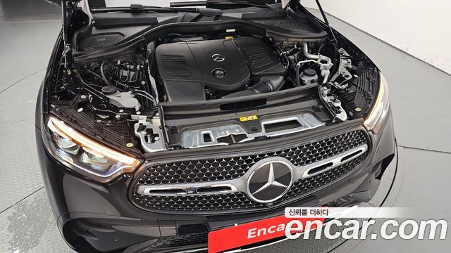 Mercedes-Benz GLC-Class GLC300 4MATIC AMG Line