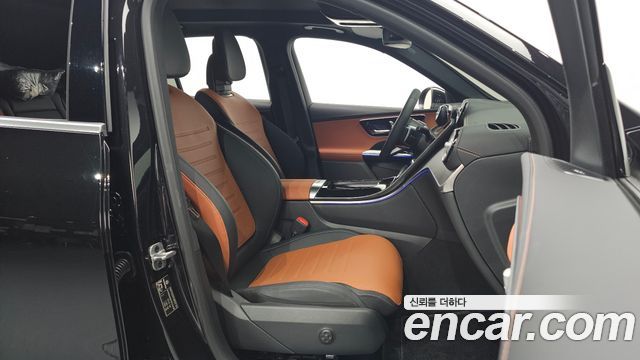 Mercedes-Benz GLC-Class GLC300 4MATIC AMG Line