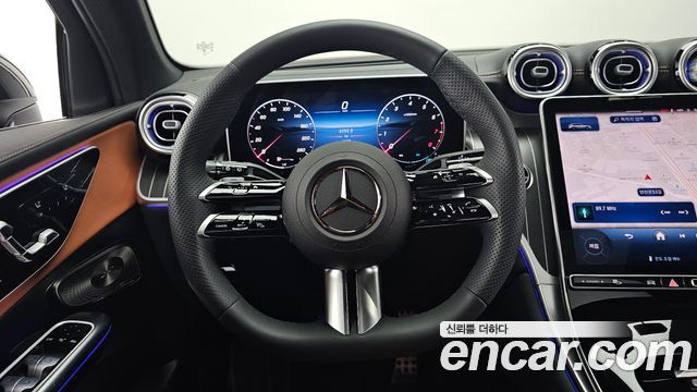 Mercedes-Benz GLC-Class GLC300 4MATIC AMG Line