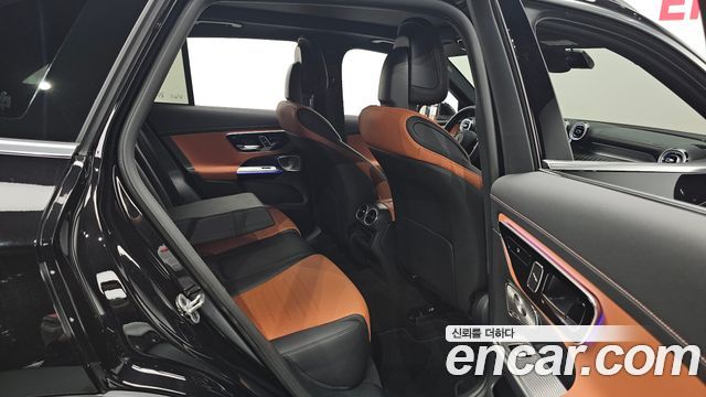 Mercedes-Benz GLC-Class GLC300 4MATIC AMG Line