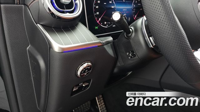 Mercedes-Benz GLC-Class GLC300 4MATIC AMG Line