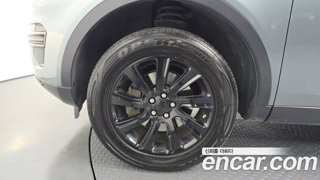 Land Rover Discovery Sport 2.0 TD4 SE