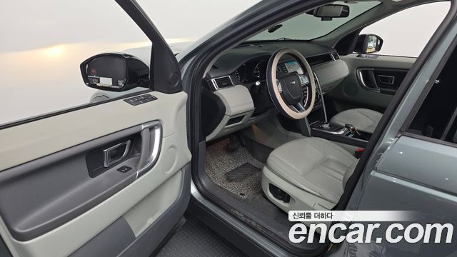 Land Rover Discovery Sport 2.0 TD4 SE