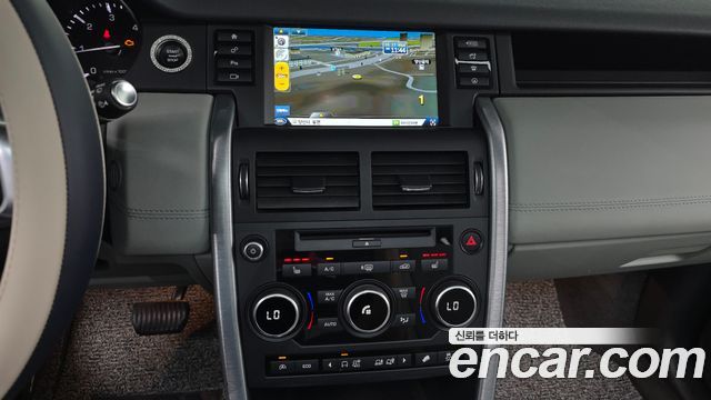 Land Rover Discovery Sport 2.0 TD4 SE