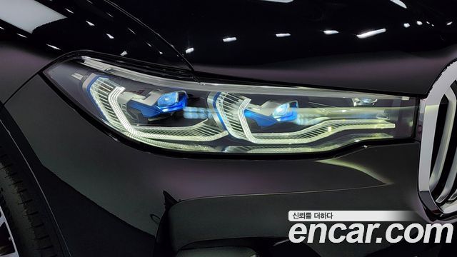 BMW X7 xDrive 40i Design Pure Excellence 7-Seater