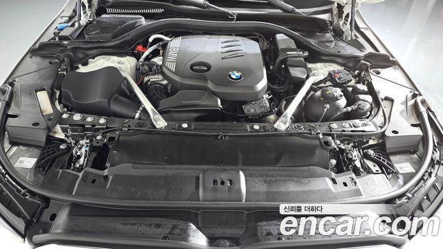 BMW 5-Series 523d M Sport