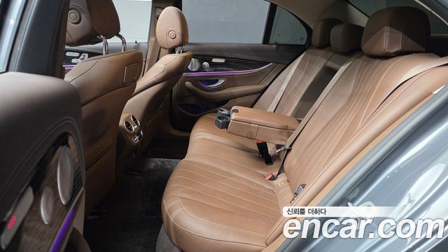 Mercedes-Benz E-Class E450 4MATIC Exclusive