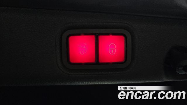 Mercedes-Benz E-Class E450 4MATIC Exclusive