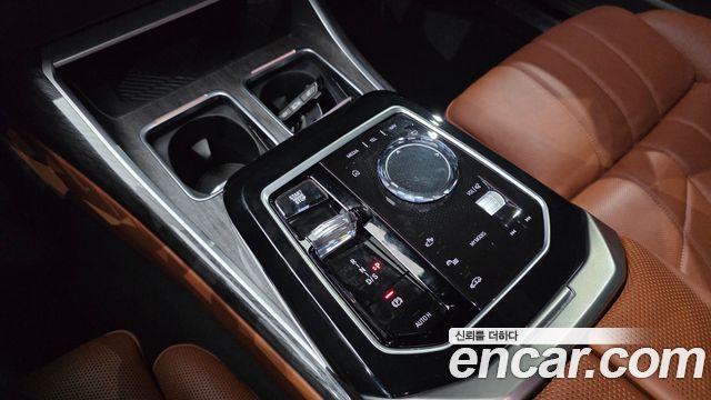 BMW 7-Series 740i xDrive M Sport