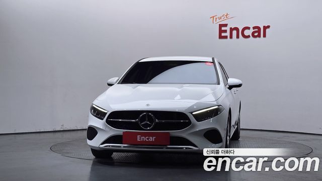 Mercedes-Benz A-Class A220 Hatchback