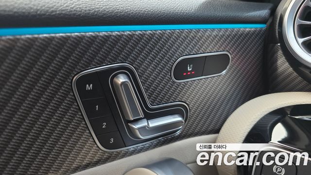 Mercedes-Benz A-Class A220 Hatchback