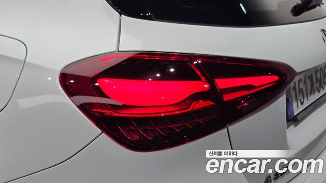 Mercedes-Benz A-Class A220 Hatchback