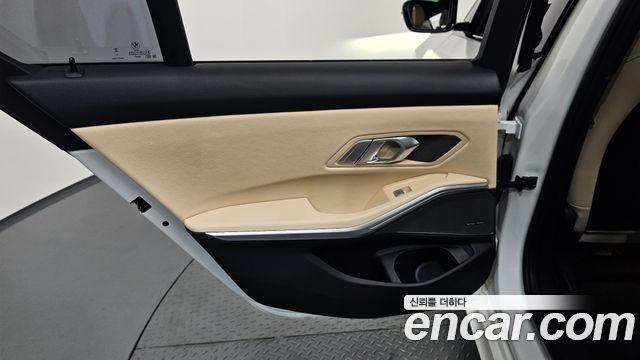 BMW 3-Series 320i M Sport