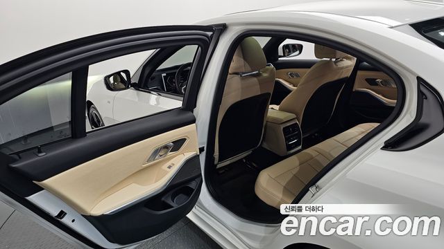 BMW 3-Series 320i M Sport