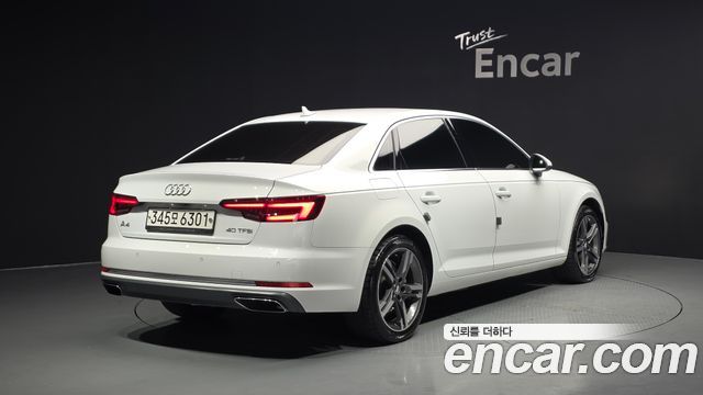Audi A4 40 TFSI Premium