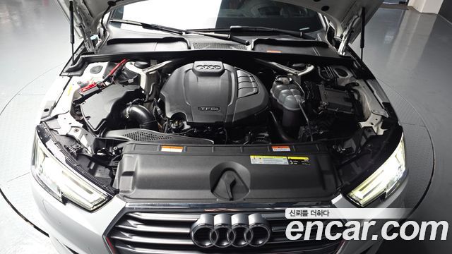 Audi A4 40 TFSI Premium
