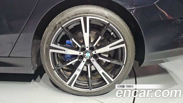 BMW 5-Series 530i xDrive M Sport