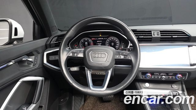 Audi Q3 35 TDI Premium