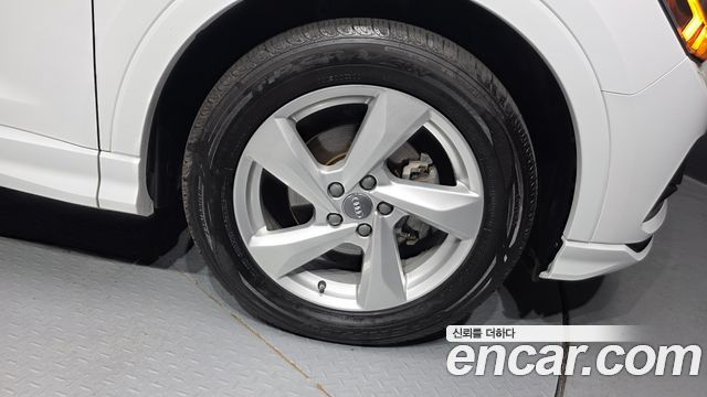 Audi Q3 35 TDI Premium