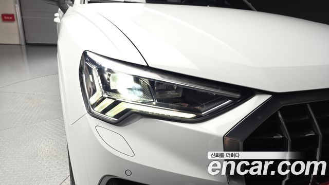Audi Q3 35 TDI Premium