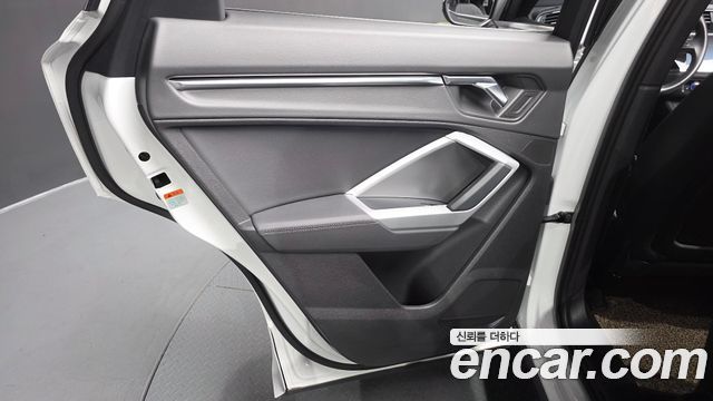 Audi Q3 35 TDI Premium