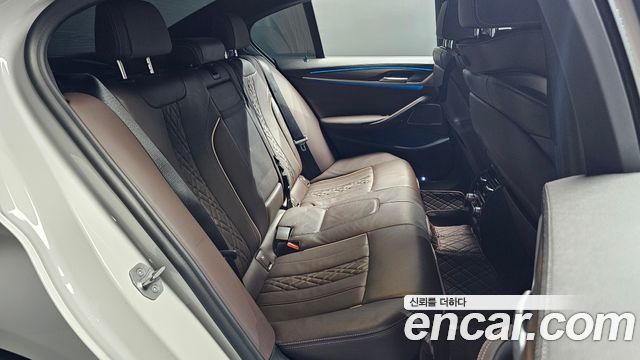 BMW 5-Series 530e M Sport