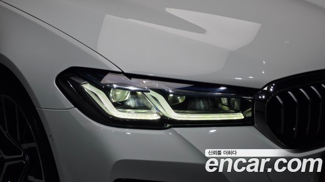 BMW 5-Series 530e M Sport