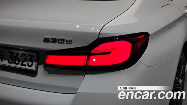 BMW 5-Series 530e M Sport