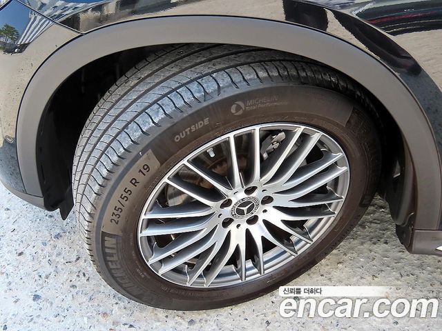 Mercedes-Benz GLC-Class GLC 300 4MATIC Avantgarde