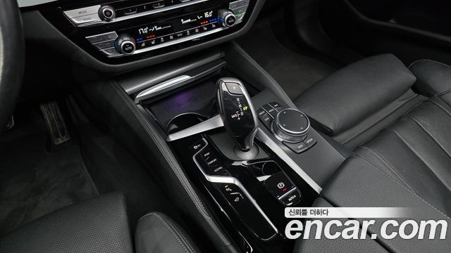 BMW 5-Series 520i M Sport