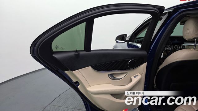 Mercedes-Benz C-Class C220 d Avantgarde