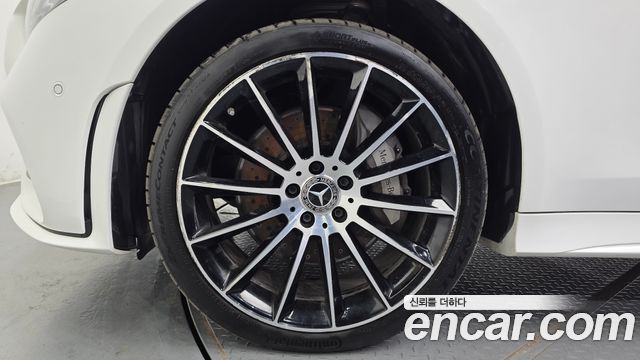 Mercedes-Benz CLS-Class CLS450 4MATIC AMG Line