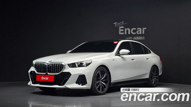 BMW 5-Series 530i xDrive M Sport