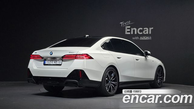 BMW 5-Series 530i xDrive M Sport