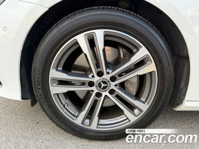 Mercedes-Benz E-Class E350 4MATIC Avantgarde