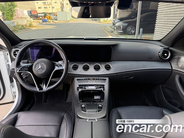 Mercedes-Benz E-Class E350 4MATIC Avantgarde