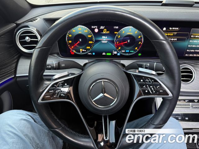 Mercedes-Benz E-Class E350 4MATIC Avantgarde