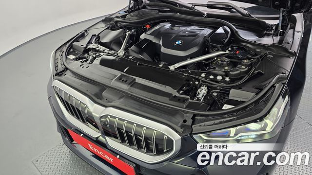BMW 5-Series 530i xDrive M Sport
