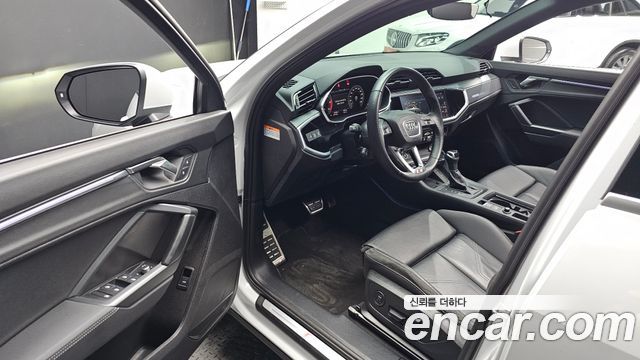 Audi Q3 35 TDI Quattro Premium Sportback