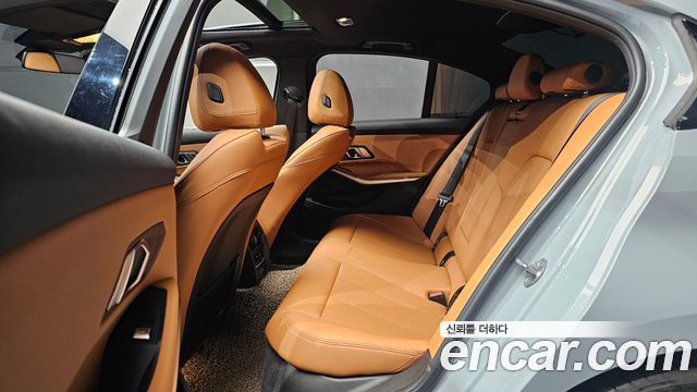 BMW 3-Series 320i M Sport
