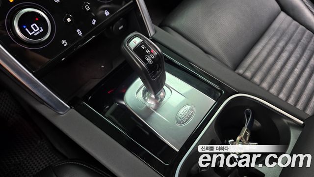Land Rover Discovery Sport P250 SE