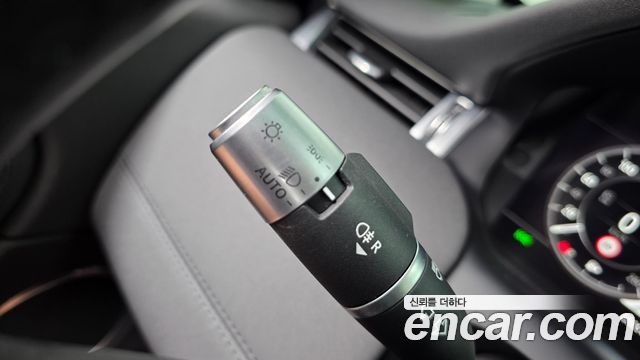 Land Rover Discovery Sport P250 SE