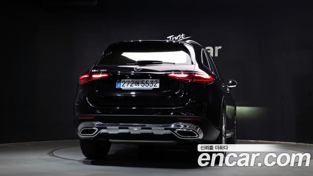 Mercedes-Benz GLC-Class GLC 300 4MATIC Avantgarde